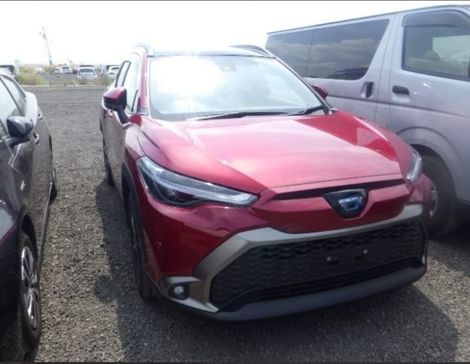 Toyota Corolla Cross G 2022 (Hybrid) – Red wine | 8,000 km | Pragati Sarani Showroom | STK-250203