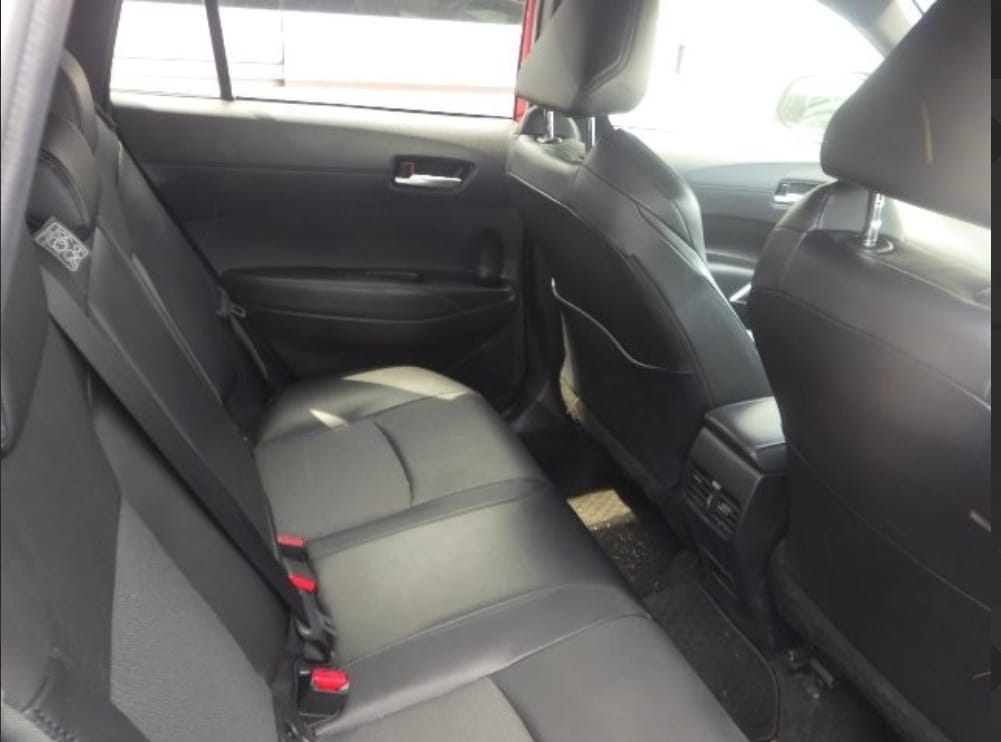 Toyota Corolla Cross G 2022 (Hybrid) – Red wine | 8,000 km | Pragati Sarani Showroom | STK-250203