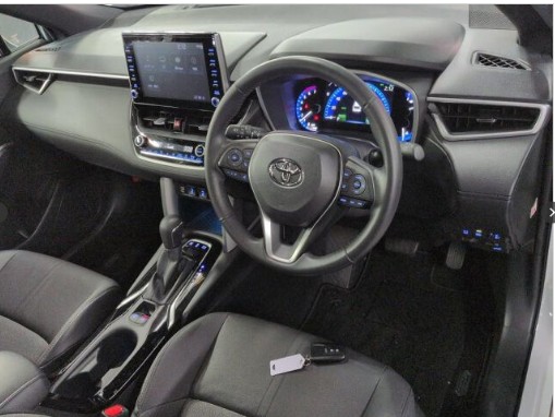 Toyota Corolla Cross Z 2021 (Hybrid, Auction Grade 4.5) – Pearl | 27,000 km | Upcoming | STK-260290