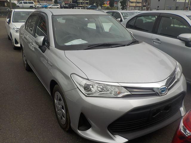 Toyota Axio X 2018 (Hybrid, Auction Grade 4) – Silver | 77,628 km | ECB Showroom | STK-260084
