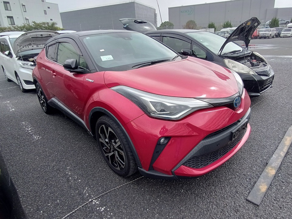 Toyota C-HR G 2020 (Hybrid, Auction Grade 4) – Red | 33,000 km | ECB Showroom | STK-250325