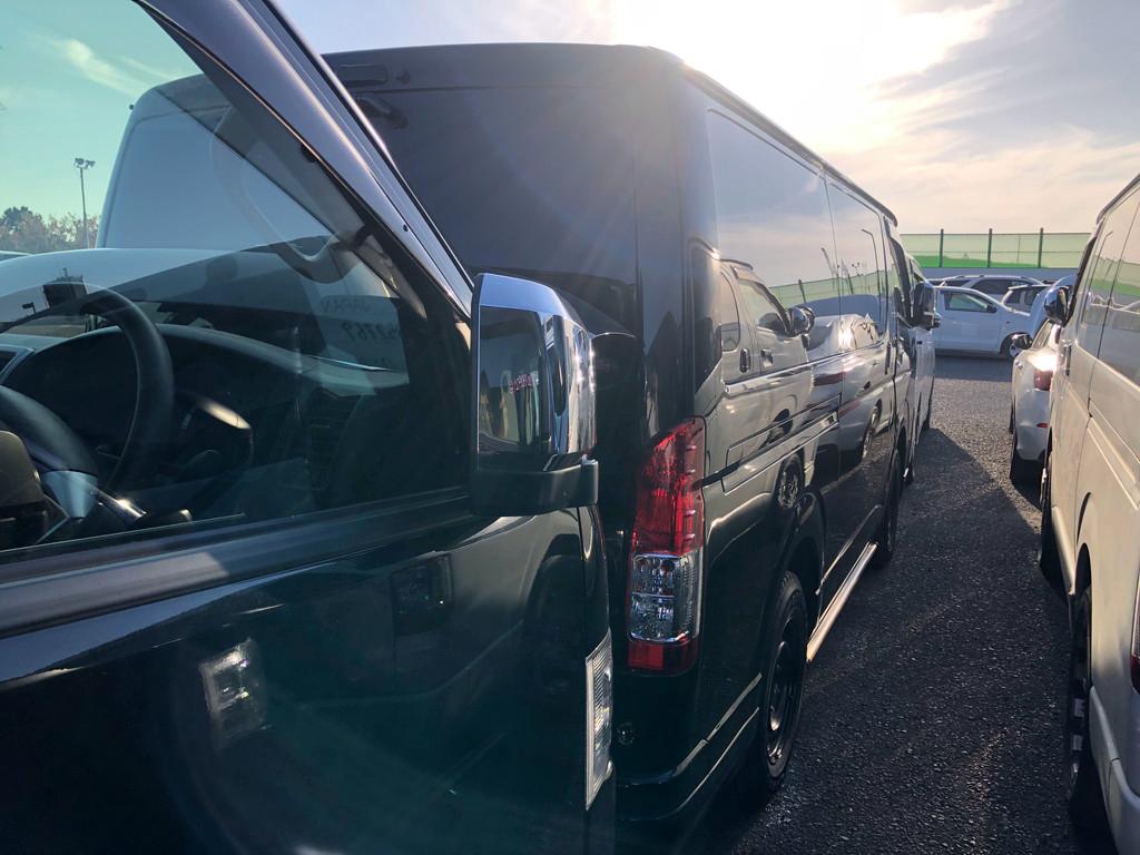 Toyota Hiace GL 2022 (Hybrid, Auction Grade 4) – Black | 36,715 km | ECB Showroom | STK-260304