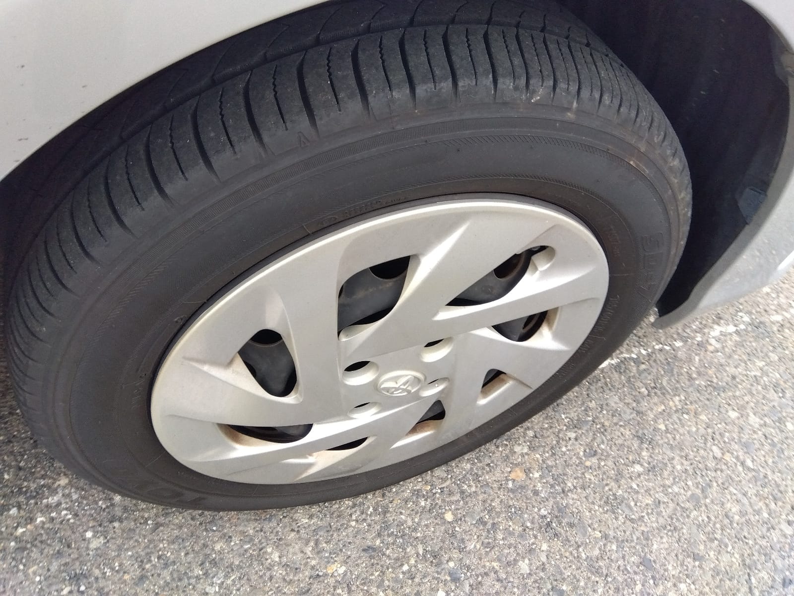 Toyota Fielder EX 2020 (Non Hybrid, Auction Grade 4.5) – Silver | 73,160 km | ECB Showroom | STK-250016