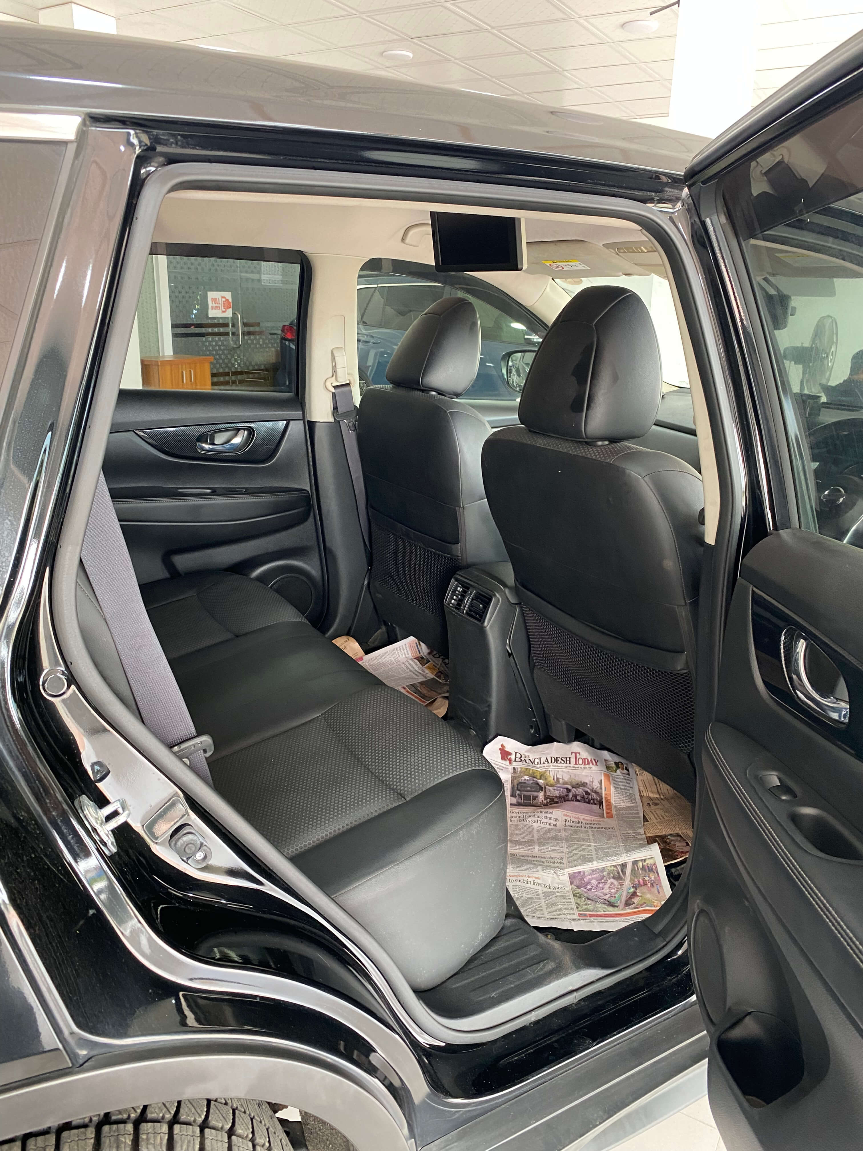 Nissan X-Trail XI 2018 (Hybrid, Auction Grade 4) – Black | 77,987 km | ECB Showroom | STK-250005