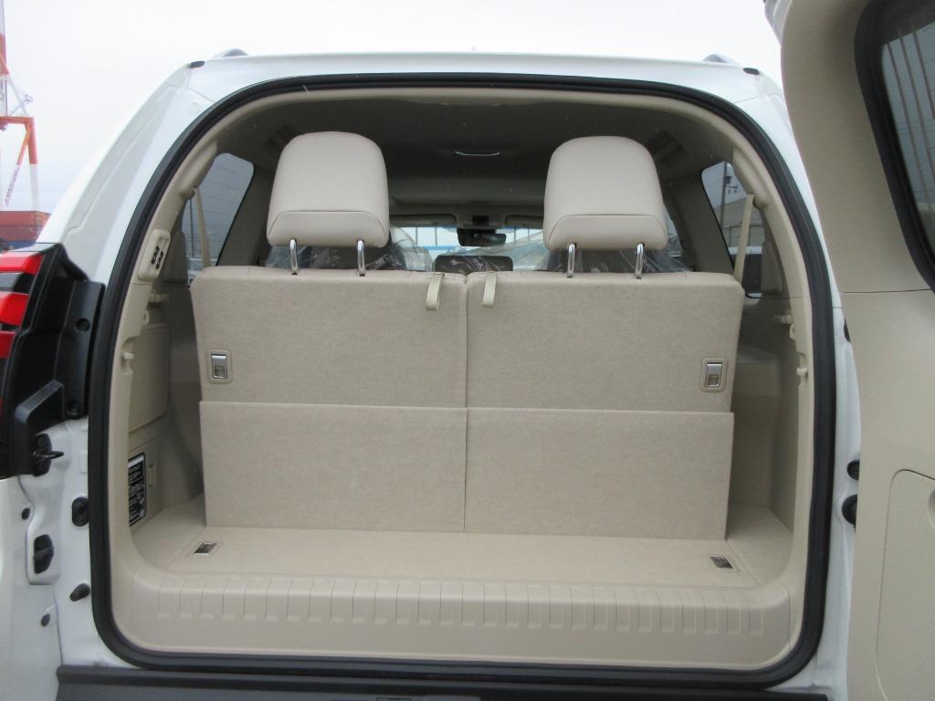 Toyota Land Cruise Prado TX 2021 (Non Hybrid, Auction Grade 5) – Pearl | 26,000 km | Pragati Sarani Showroom | STK-250205