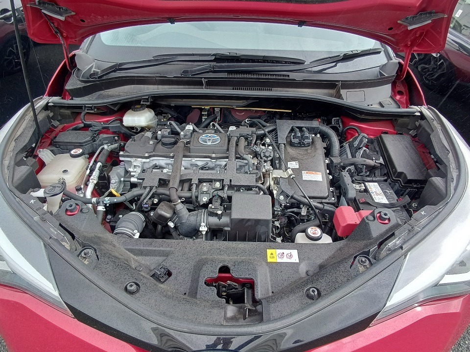 Toyota C-HR G 2020 (Hybrid, Auction Grade 4) – Red | 33,000 km | ECB Showroom | STK-250325