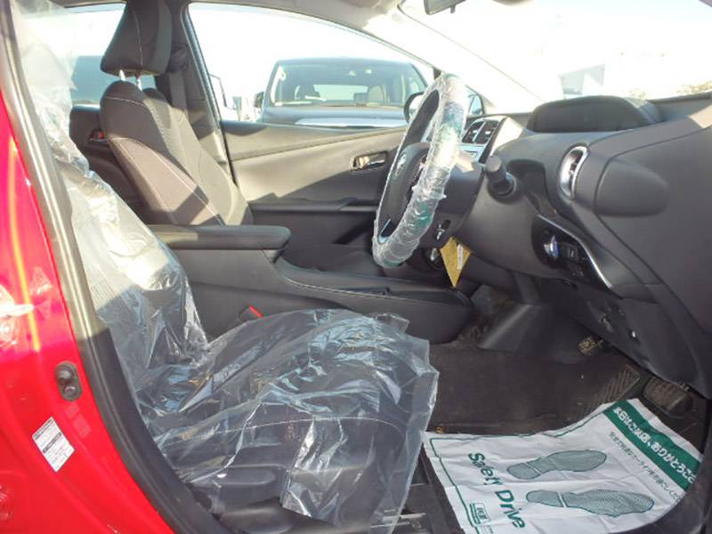 Toyota Prius S 2020 (Hybrid, Auction Grade 4.5) – Red wine | 46,000 km | Pragati Sarani Showroom | STK-250207