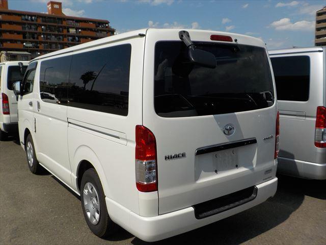 Toyota Hiace GL 2020 (Non Hybrid, Auction Grade 4) – Pearl | 113,124 km | ECB Showroom | STK-260102