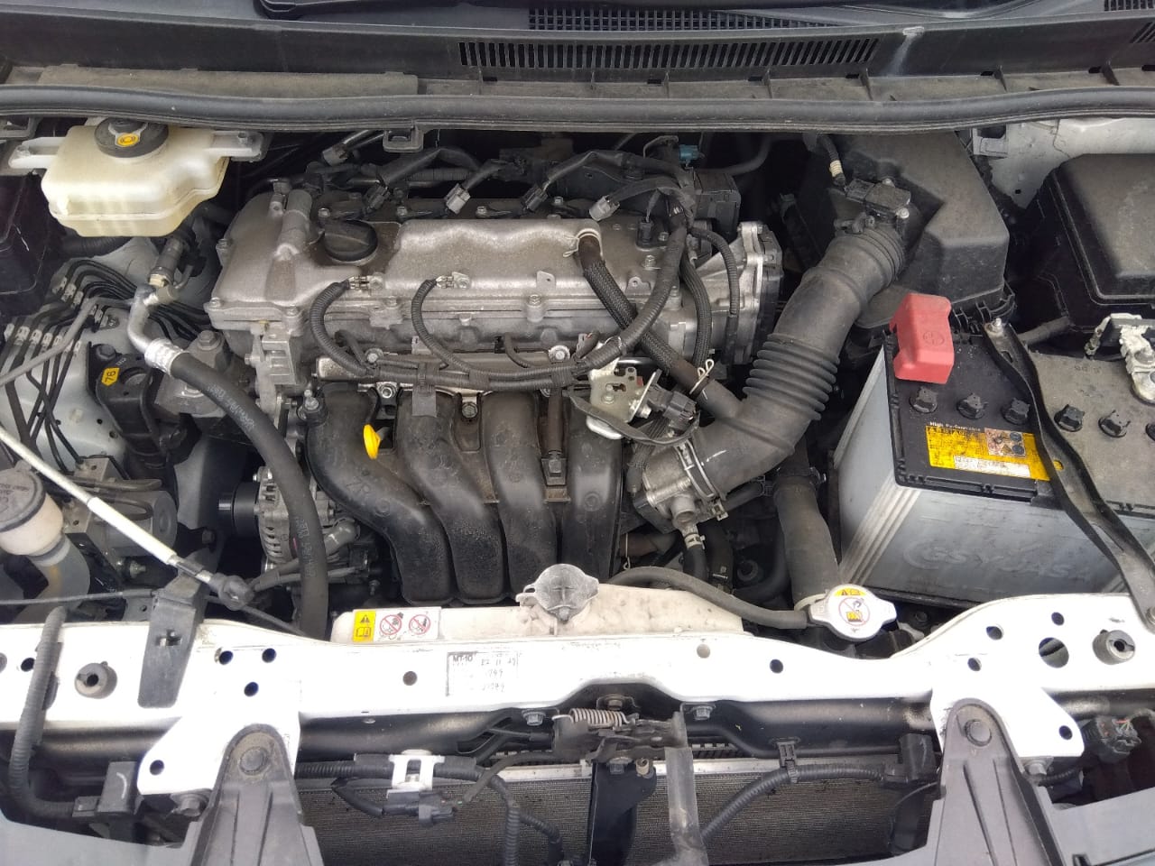 Toyota Esquire GI 2020 (Non Hybrid) – Pearl | 103,555 km | ECB Showroom | STK-250316