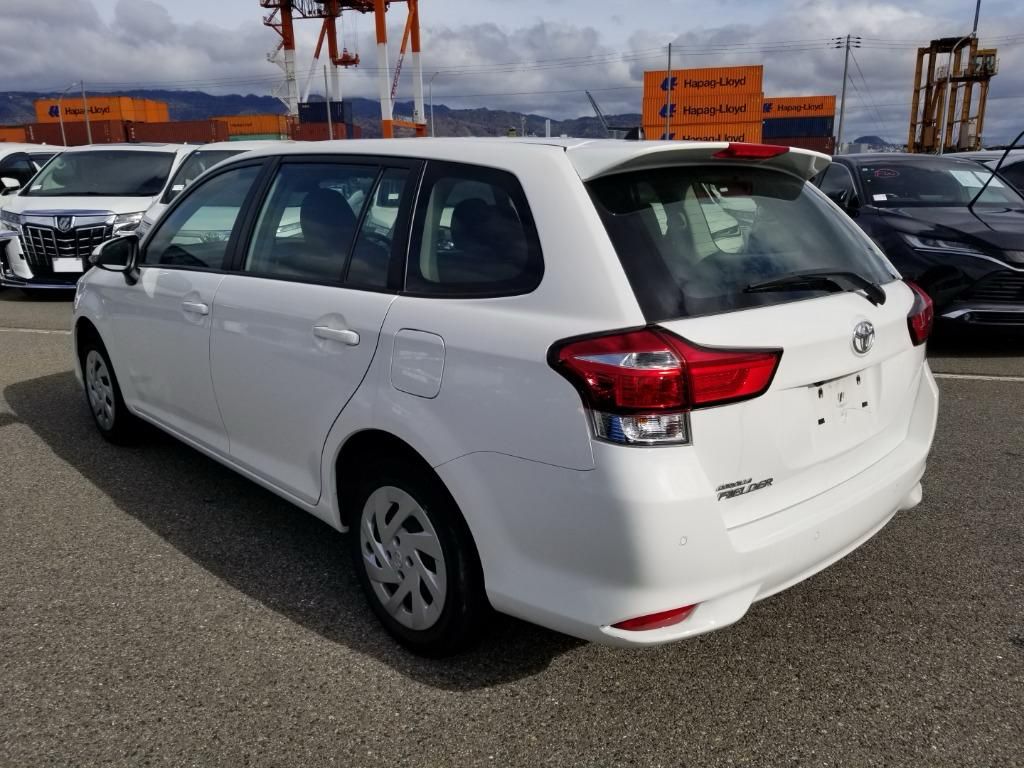 Toyota Fielder EX 2020 (Non Hybrid, Auction Grade 4.5) – Pearl | 42,000 km | Dhaka | STK-250034