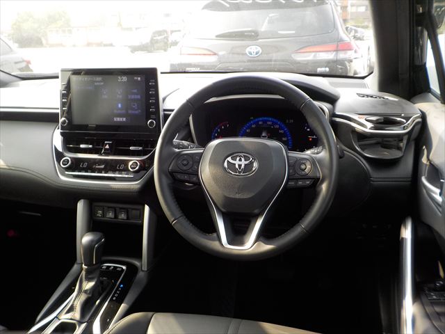 Toyota Corolla Cross G 2023 (Hybrid, Auction Grade 5) – Black | 22,477 km | ECB Showroom | STK-260033