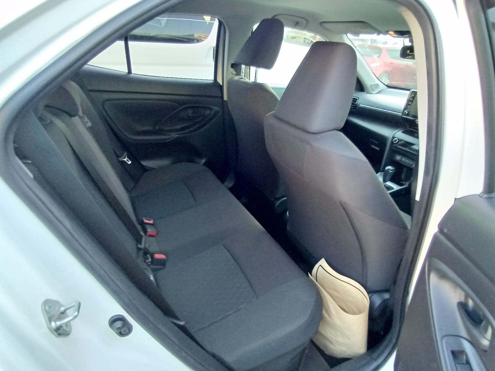 Toyota YARIS CROSS G 2021 (Hybrid, Auction Grade 4) – Pearl | 60,355 km | ECB Showroom | STK-260167