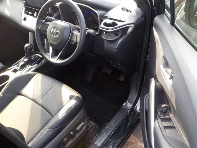 Toyota Corolla Cross G 2023 (Hybrid, Auction Grade 5) – Black | 22,477 km | ECB Showroom | STK-260033