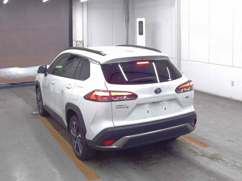 Toyota Corolla Cross G 2022 (Hybrid, Auction Grade 4.5) – Pearl | 55,136 km | ECB Showroom | STK-250294