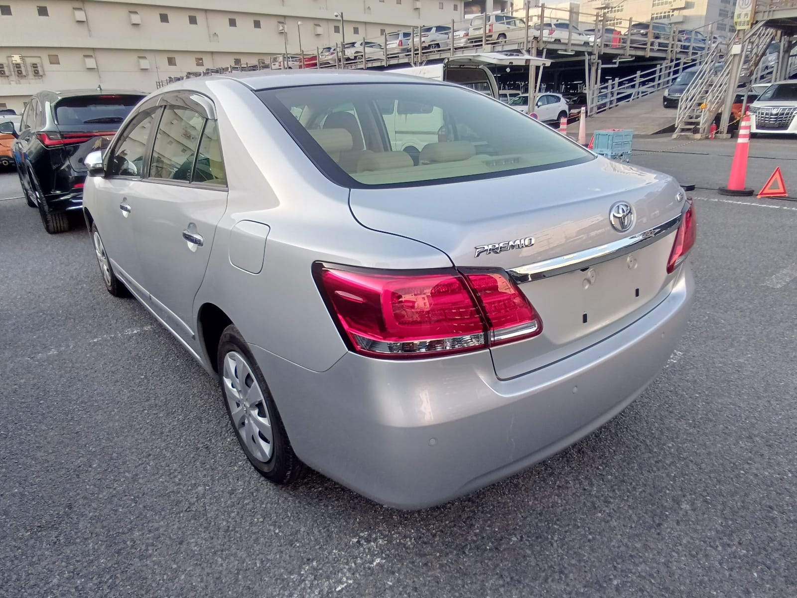 Toyota Premio F 2021 (Hybrid, Auction Grade 3.5) – Silver | 16,766 km | ECB Showroom | STK-260311