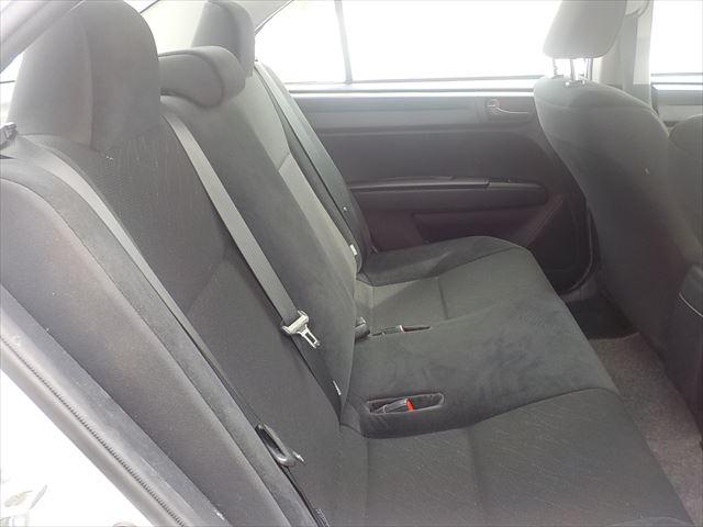 Toyota Axio X 2018 (Hybrid, Auction Grade 4) – Silver | 77,628 km | ECB Showroom | STK-260084