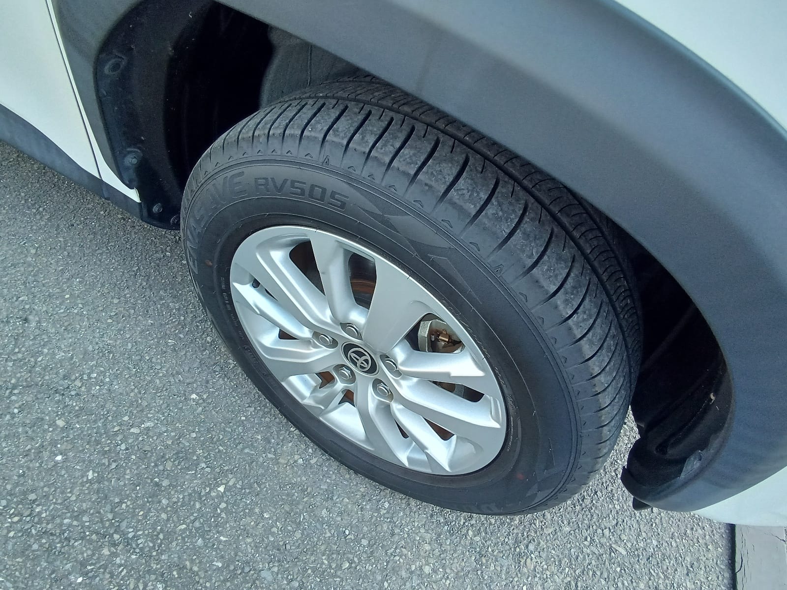 Toyota YARIS CROSS G 2021 (Hybrid, Auction Grade 4) – Pearl | 60,355 km | ECB Showroom | STK-260167