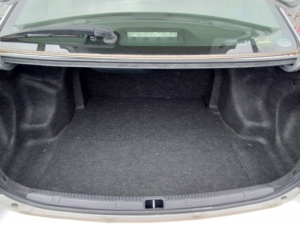 Toyota Axio EX 2020 (Hybrid, Auction Grade 4) – Silver | 50,868 km | ECB Showroom | STK-250315