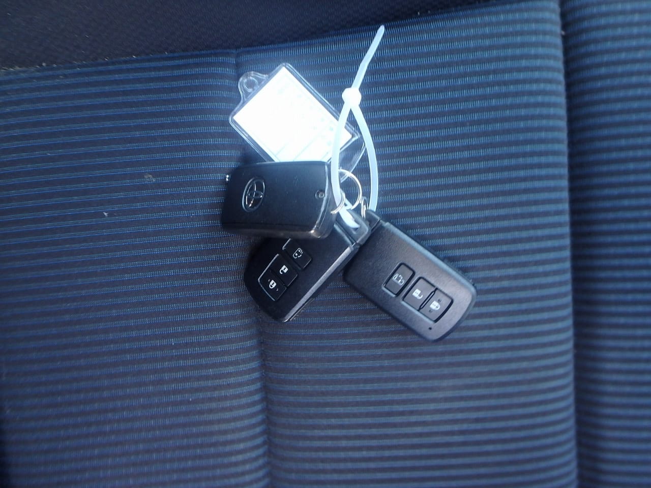 Toyota Voxy G 2019 (Hybrid) – Pearl | 110,712 km | ECB Showroom | STK-260002