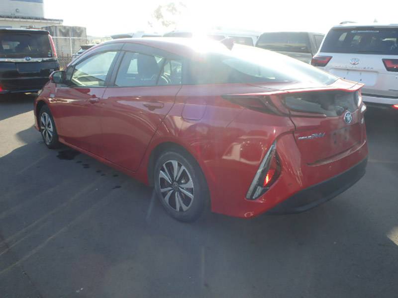 Toyota Prius S 2020 (Hybrid, Auction Grade 4.5) – Red wine | 46,000 km | Pragati Sarani Showroom | STK-250207