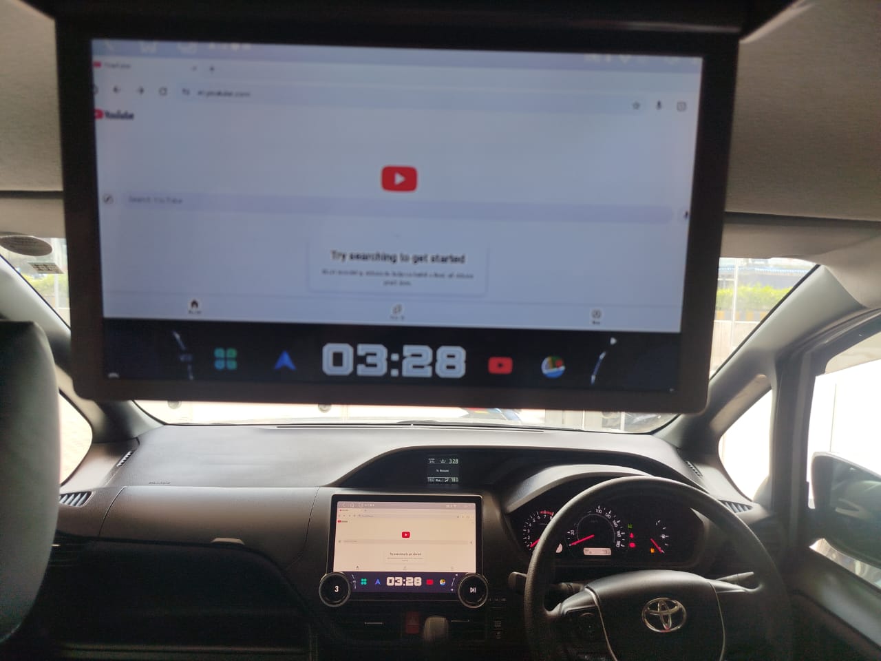 Toyota Noah X 2021 (Non Hybrid, Auction Grade R) – Silver | 134,138 km | Dhaka | STK-250108