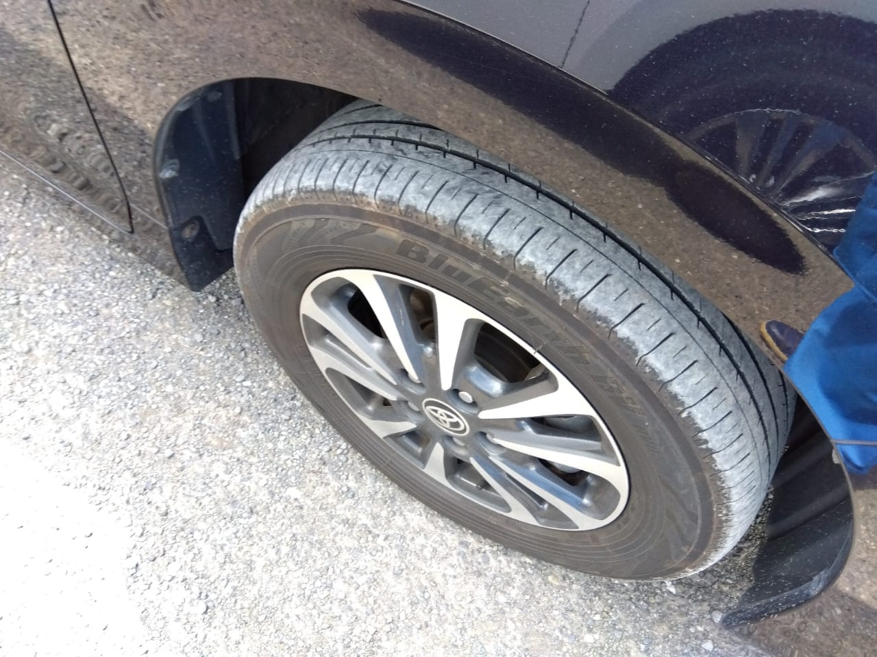 Toyota Esquire GI 2020 (Hybrid, Auction Grade 4) – Black | 96,685 km | ECB Showroom | STK-250019