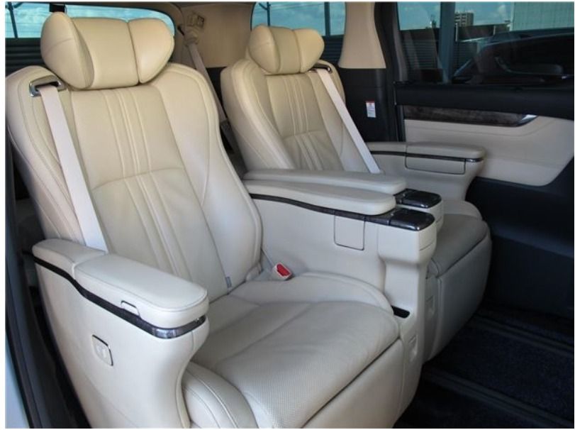 Toyota Alphard Executive Lounge 2021 (Hybrid, Auction Grade 4) –  | 91,217 km | STK-260035