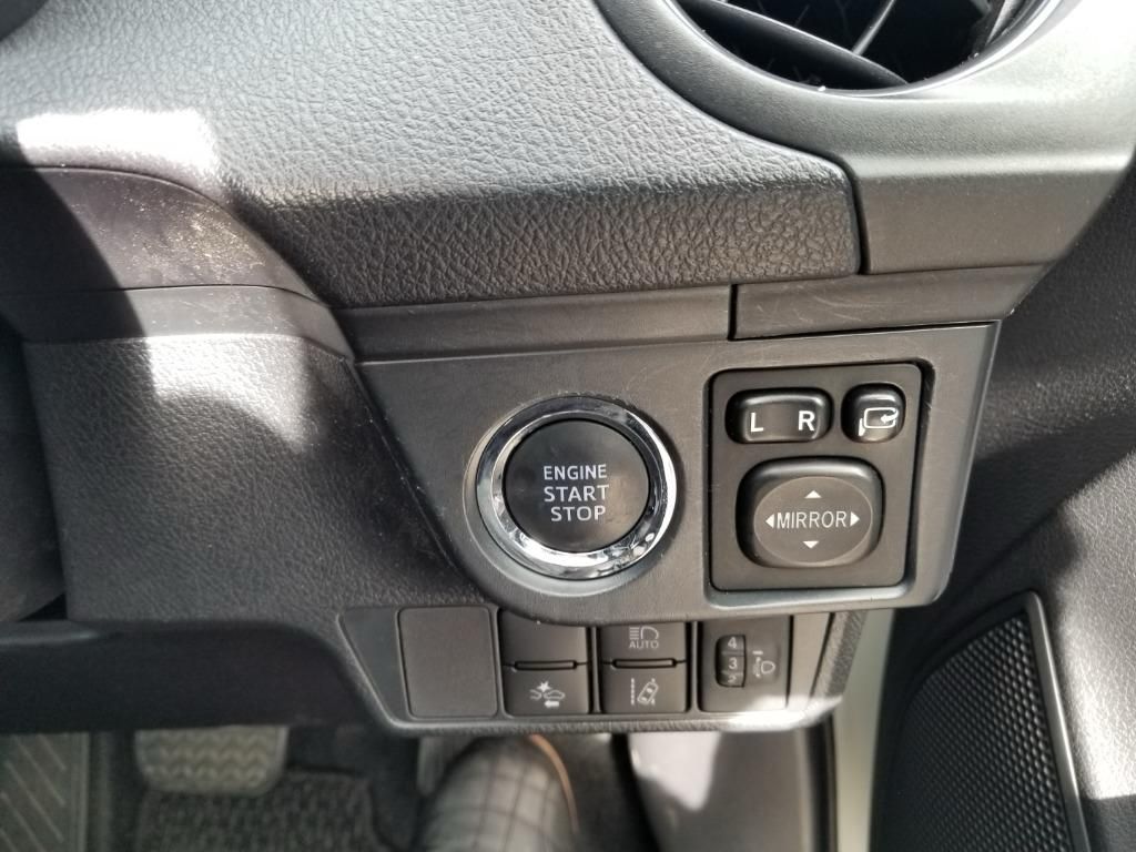 Toyota Fielder EX 2020 (Non Hybrid, Auction Grade 4.5) – Pearl | 42,000 km | Dhaka | STK-250034