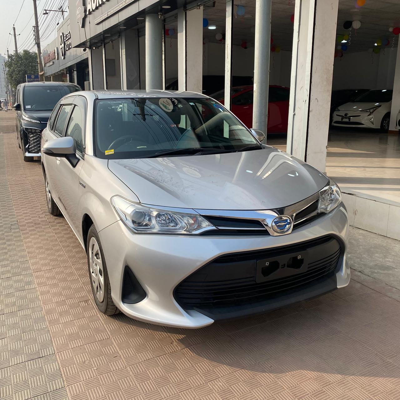 Toyota Fielder EX 2020 (Hybrid, Auction Grade 3.5) – Silver | 132,649 km | ECB Showroom | STK-250287