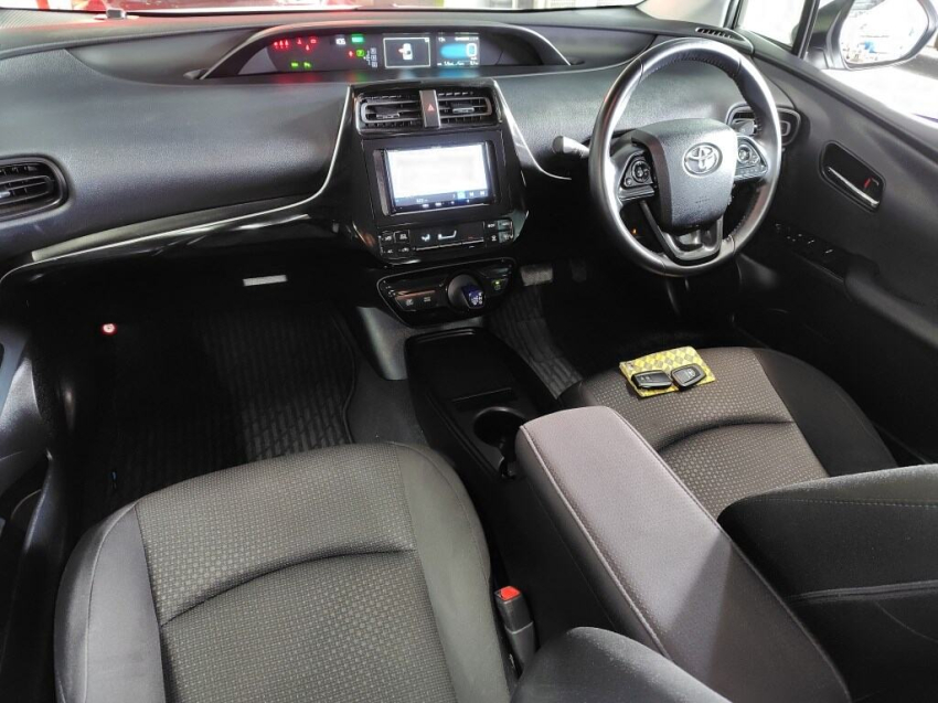 Toyota Prius A 2021 (Hybrid, Auction Grade 4) – Pearl | 53,050 km | Dhaka | STK-260017