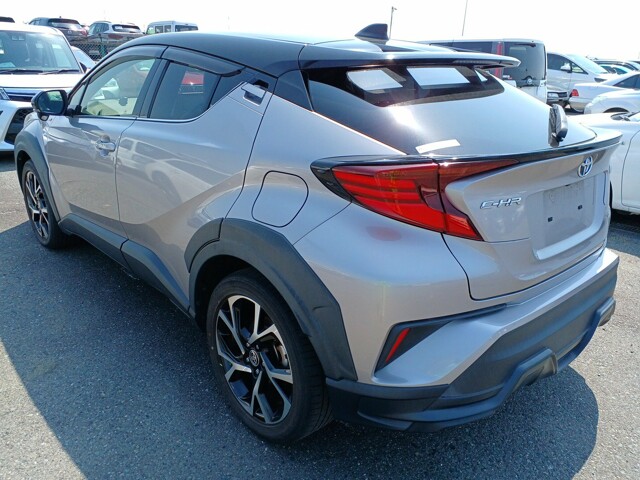 Toyota C-HR G 2020 (Hybrid, Auction Grade 4.5) – GREY | 46,882 km | Dhaka | STK-250246