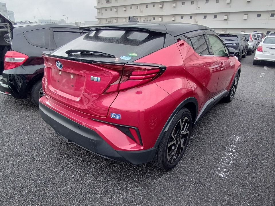 Toyota C-HR G 2020 (Hybrid, Auction Grade 4) – Red | 33,000 km | ECB Showroom | STK-250325