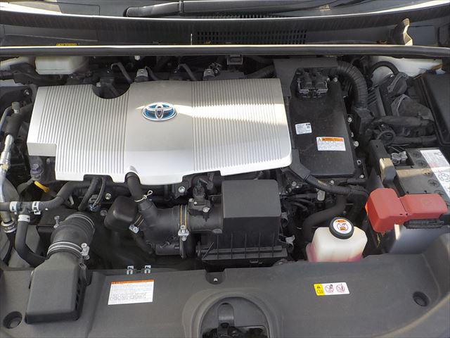 Toyota Prius A 2018 (Hybrid, Auction Grade 4) – Pearl | 109,085 km | ECB Showroom | STK-250201