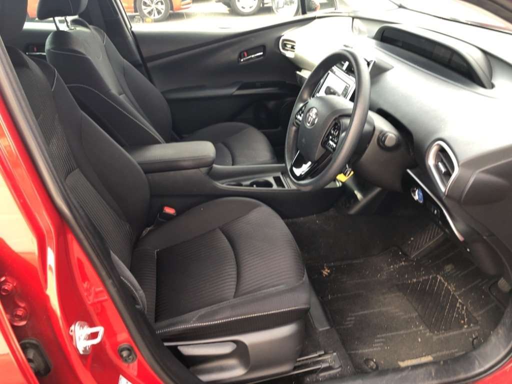 Toyota Prius S 2020 (Hybrid, Auction Grade 4.5) – Red wine | 46,000 km | Pragati Sarani Showroom | STK-250207