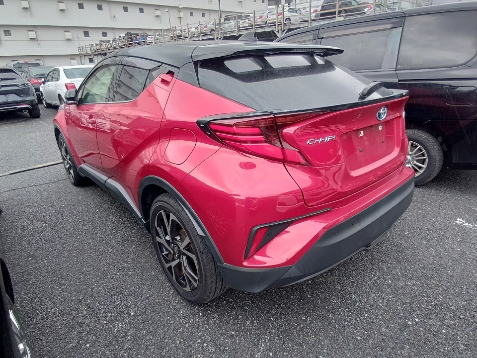 Toyota C-HR G 2020 (Hybrid, Auction Grade 4) – Red | 33,000 km | ECB Showroom | STK-250325