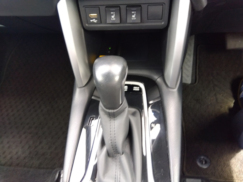 Toyota Corolla Cross G 2022 (Hybrid, Auction Grade 4.5) – Pearl | 55,136 km | ECB Showroom | STK-250294