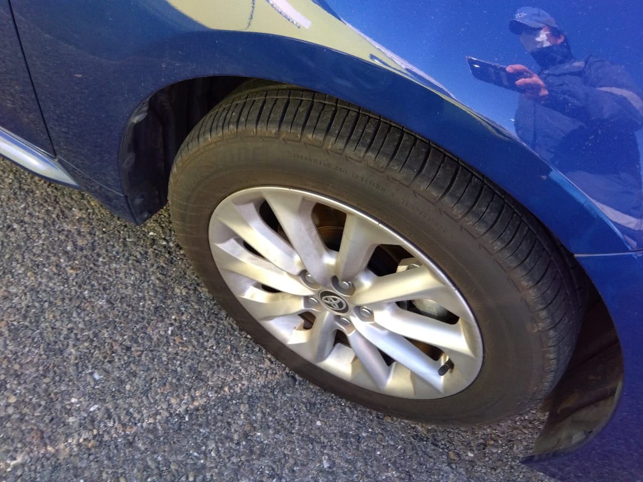 Toyota Corolla S 2021 (Hybrid, Auction Grade 3.5) – Blue | 17,000 km | Pragati Sarani Showroom | STK-250206