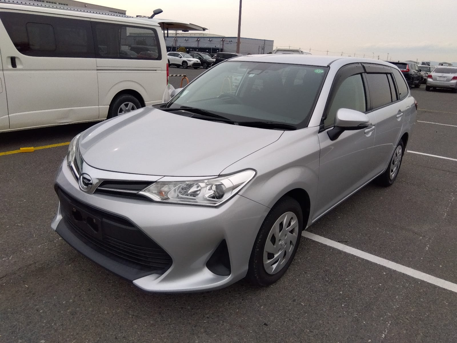 Toyota Fielder EX 2020 (Non Hybrid, Auction Grade 4.5) – Silver | 73,160 km | ECB Showroom | STK-250016