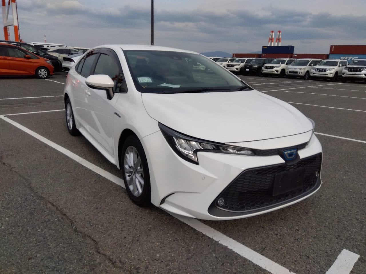 Toyota Corolla S 2020 (Hybrid, Auction Grade 4.5) – White | 49,960 km | ECB Showroom | STK-250018